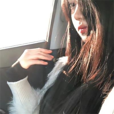 张口结舌 海报