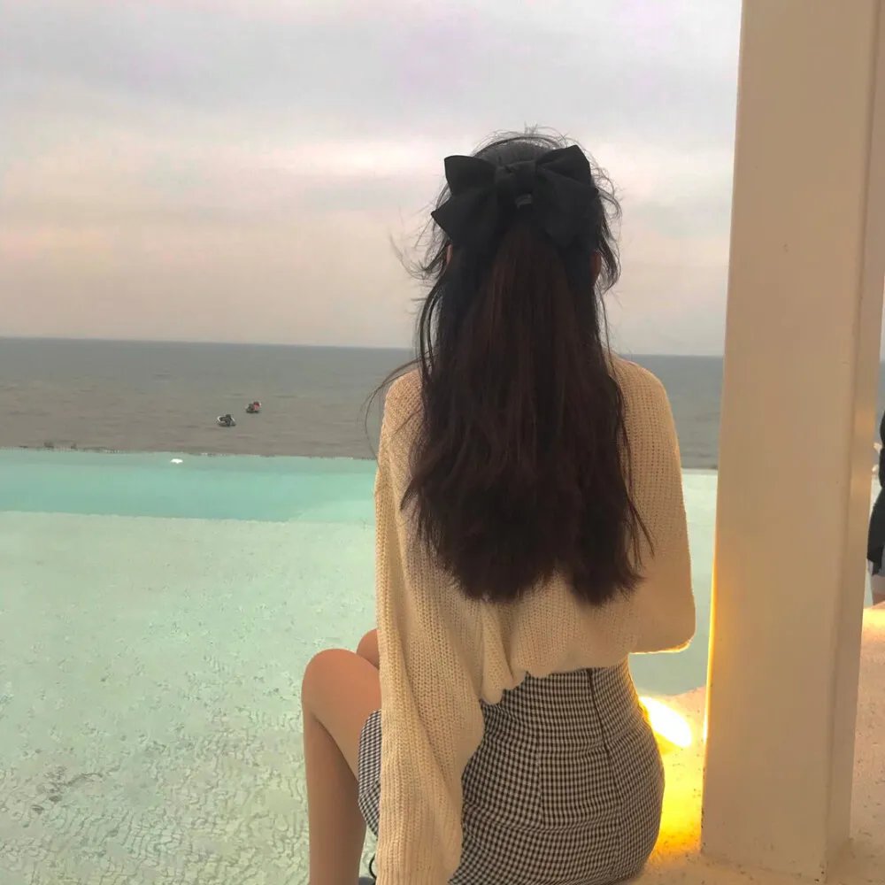 光开门就很忙了 海报